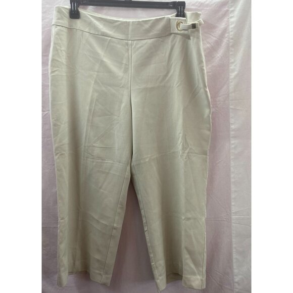 Chico's Women's Crop Pants Size 2.5 Cream Side Zip Dress Pants. - Picture 1 of 5